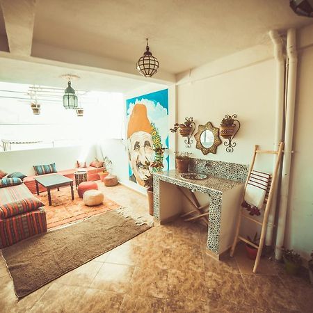 Sunside Surf House Ostello Taghazout Esterno foto