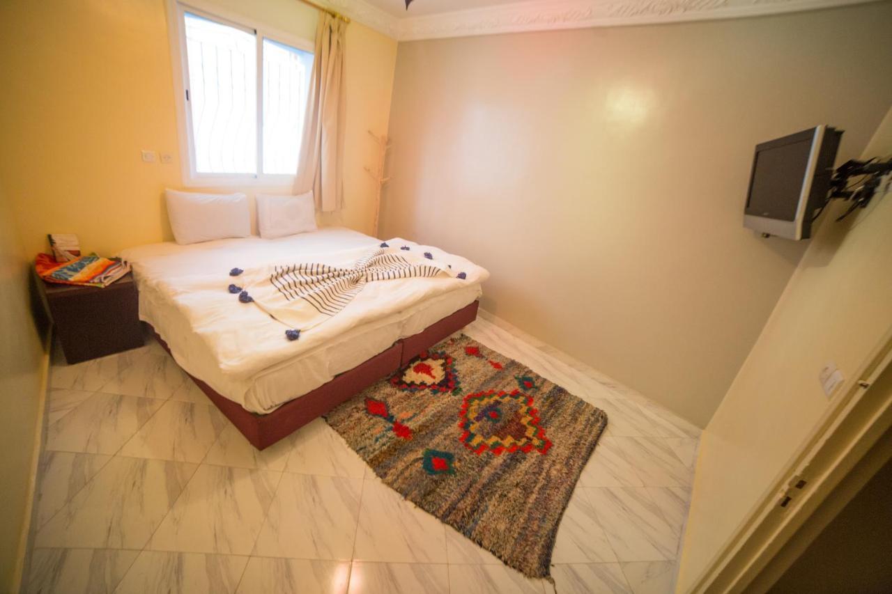 Sunside Surf House Ostello Taghazout Esterno foto