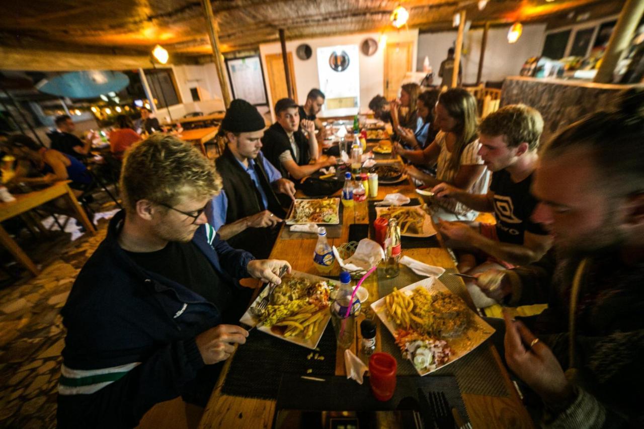 Sunside Surf House Ostello Taghazout Esterno foto